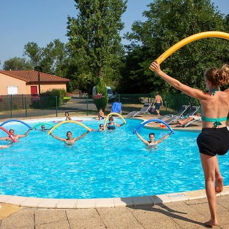 Camping De La Bageasse Brioude Exterior photo