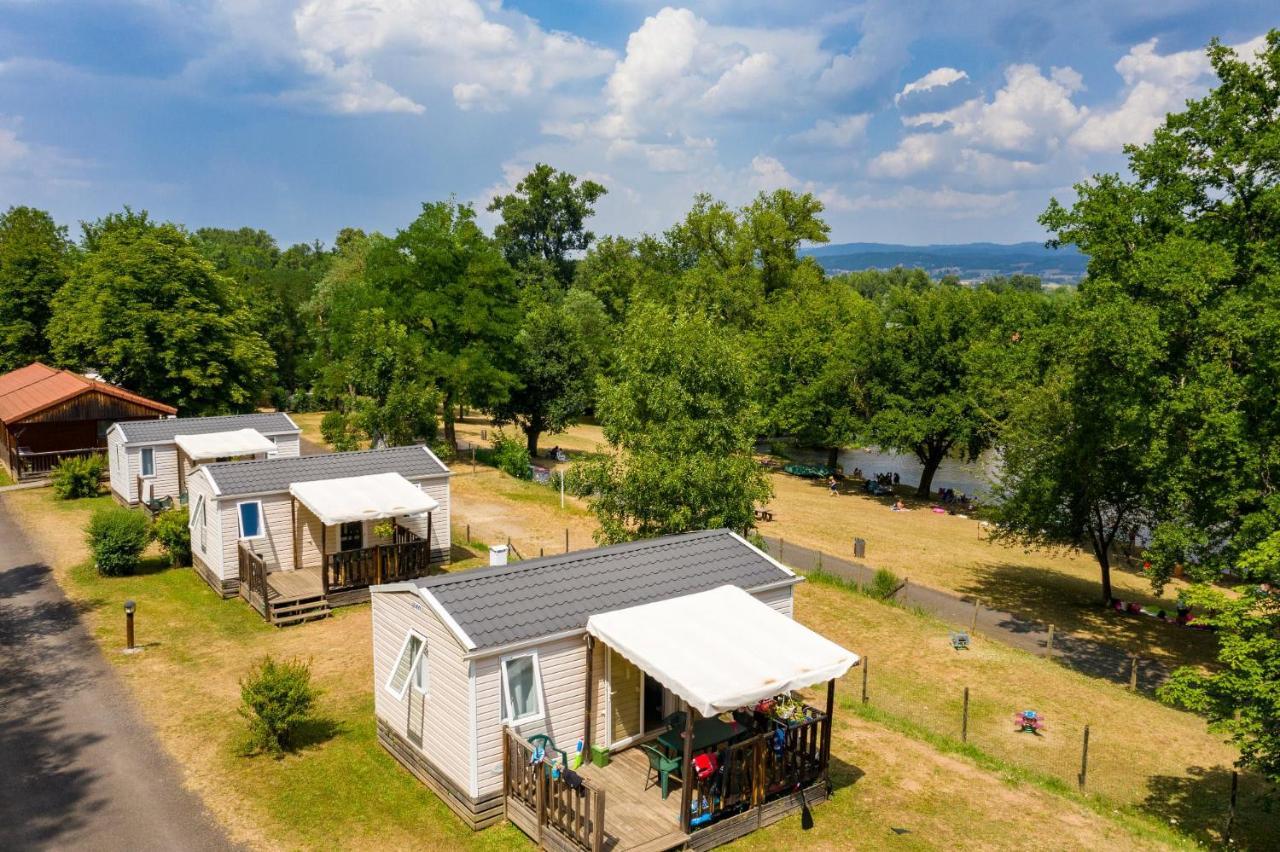 Camping De La Bageasse Brioude Exterior photo